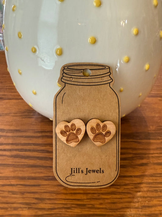 Wooden Heart DogPaw Stud