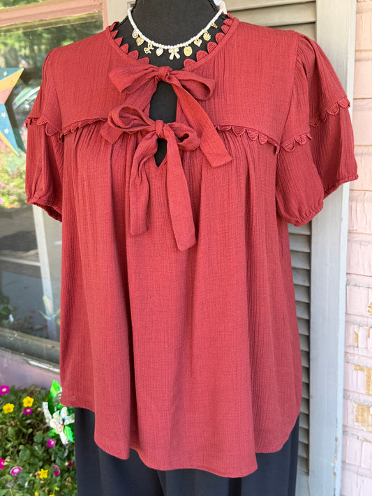 BrickScallopTieBlouse