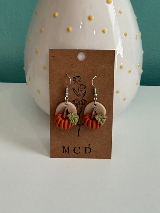 Cream Pumpkin Earring