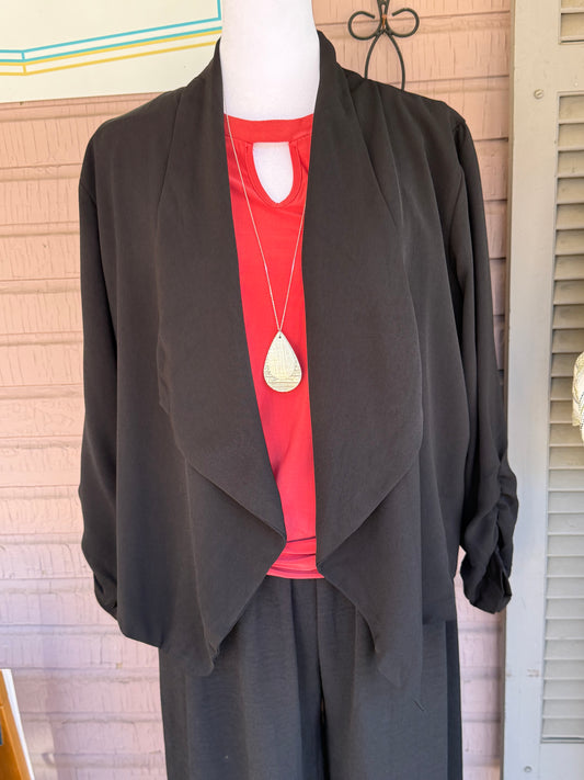 (Plus)Black Blazer