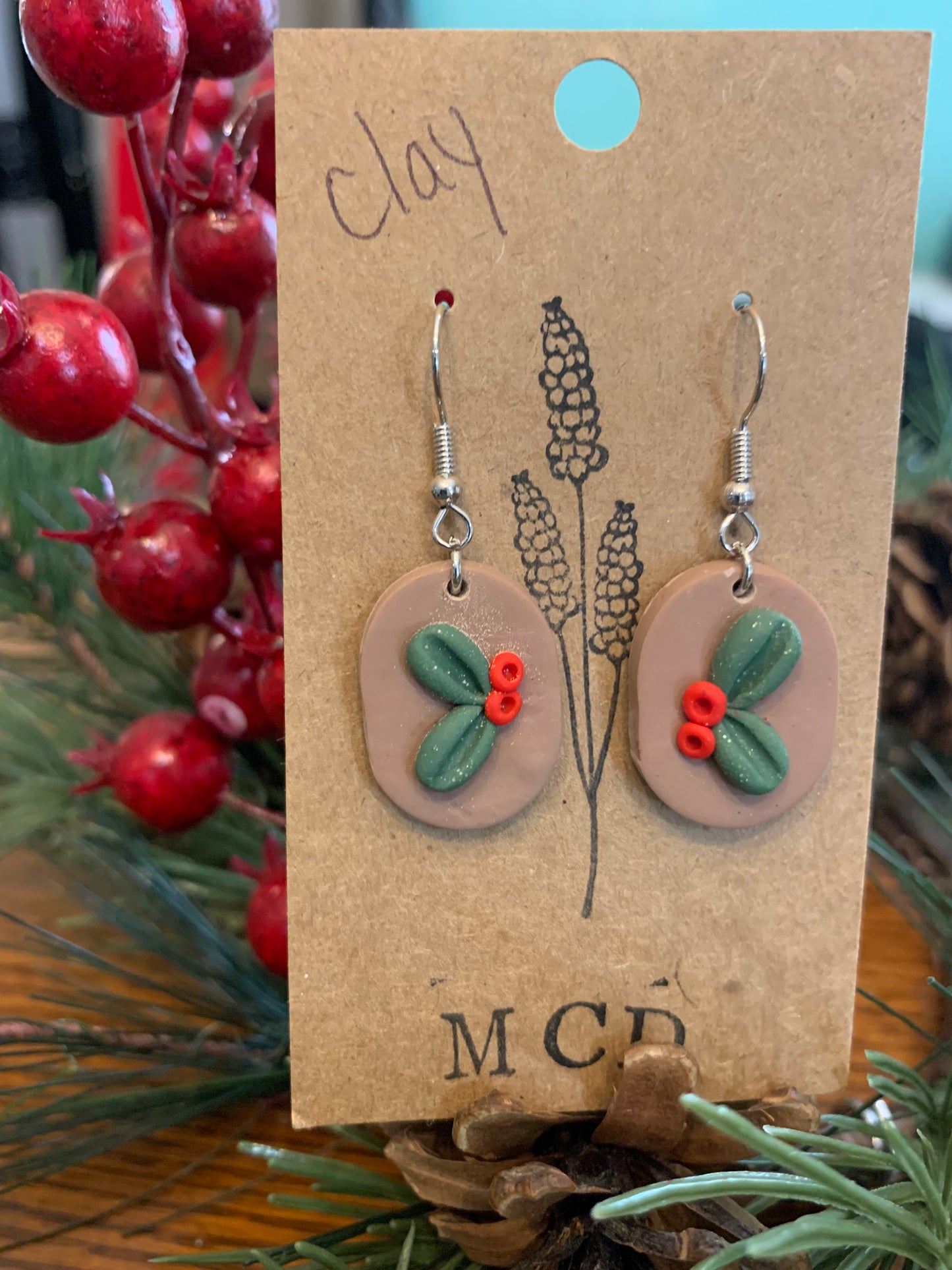 RoundHolly Clay Earring