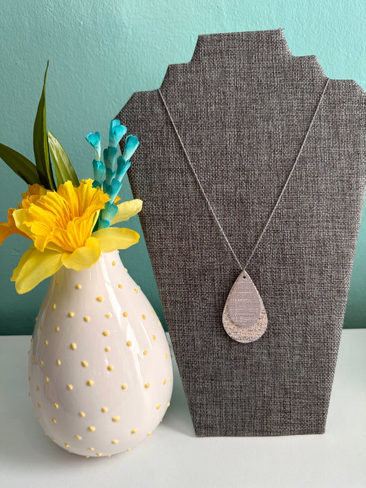 Silver/Taupe Necklace